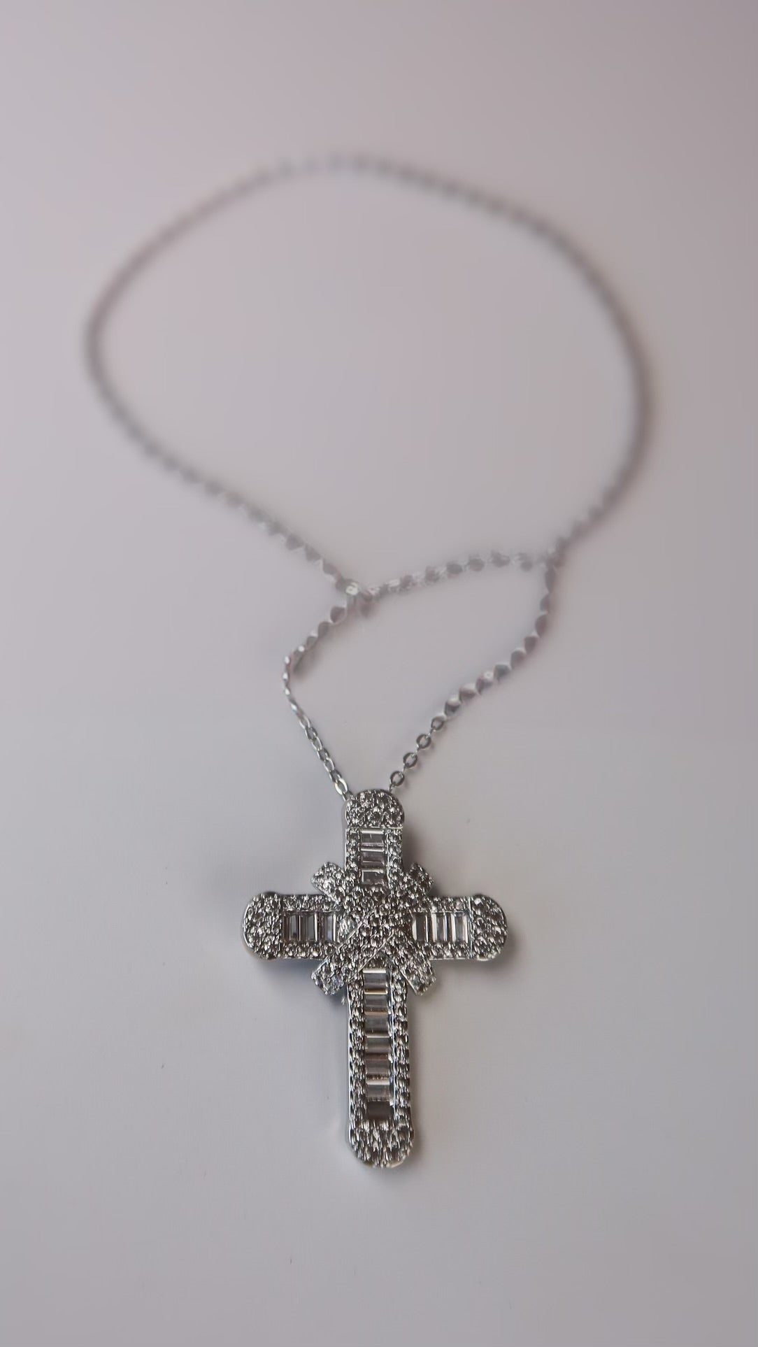 Arya Necklace cross