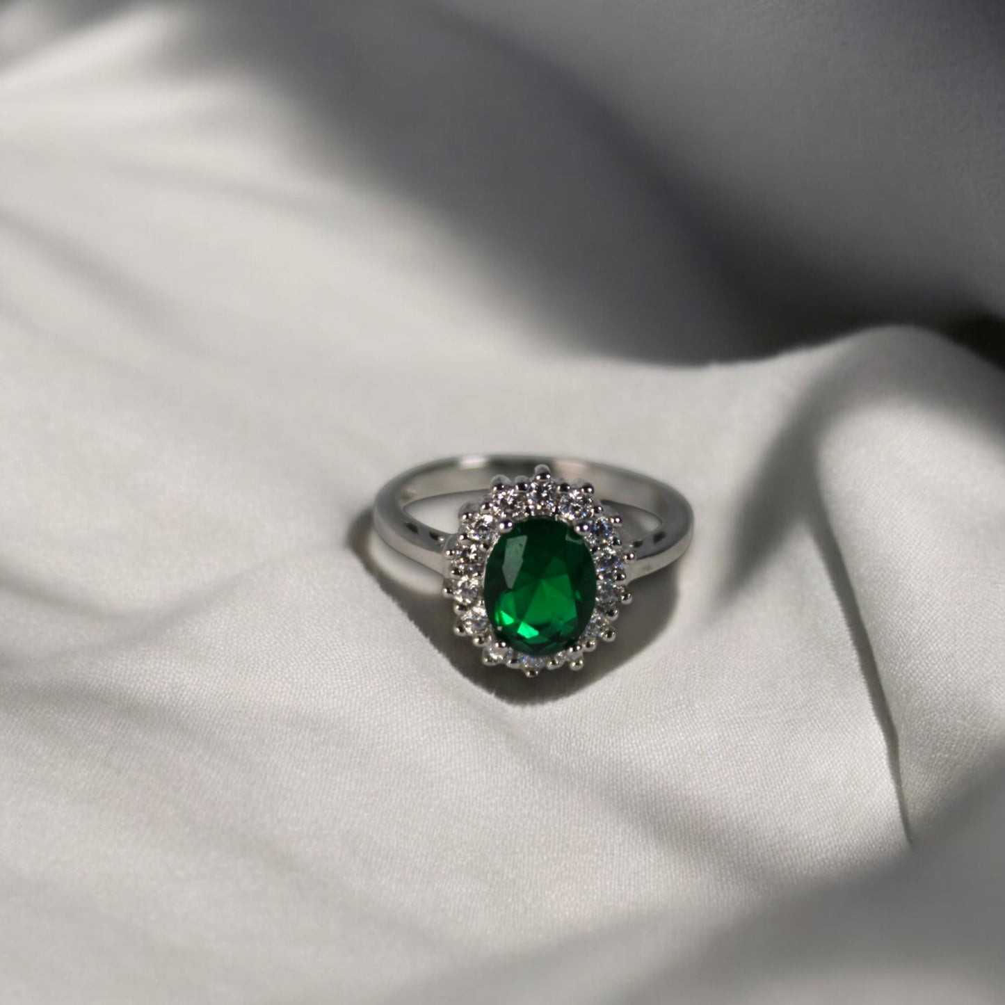 Alaïa Green Ring